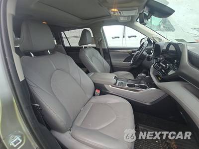 2023 Toyota Highlander Hybrid Limited - zdjęcie 8 z 32 - miniatura