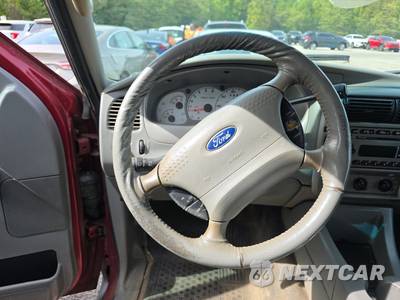 2003 Ford Explorer Sport Trac XLT Crew Cab Short Bed - zdjęcie 10 z 33 - miniatura