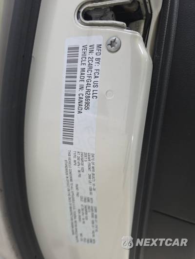 2020 Chrysler Pacifica Touring 121.6" WB - zdjęcie 15 z 23 - miniatura