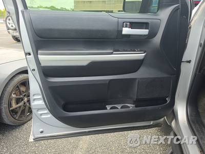 2016 Toyota Tundra SR5 Extended Cab Medium Bed - zdjęcie 9 z 31 - miniatura