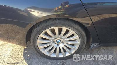 2012 BMW 7 Series Sedan 750Li xDrive - zdjęcie 30 z 43 - miniatura