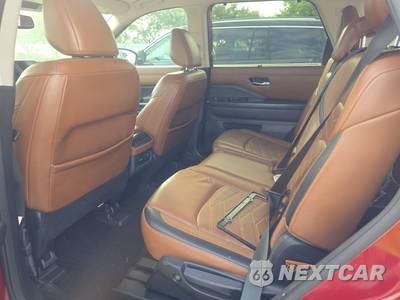 2022 Nissan Pathfinder Platinum - zdjęcie 13 z 19 - miniatura