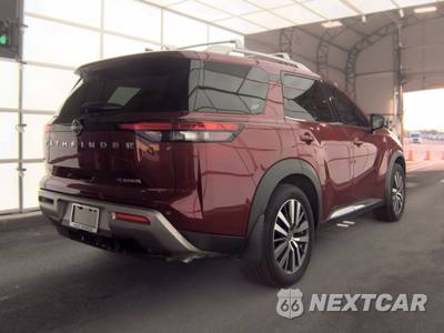 2022 Nissan Pathfinder Platinum - zdjęcie 4 z 19 - miniatura