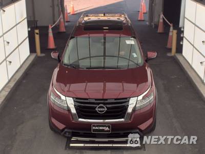 2022 Nissan Pathfinder Platinum - zdjęcie 2 z 19 - miniatura
