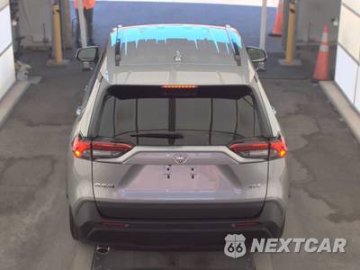 2025 Toyota RAV4 XLE - zdjęcie 5 z 18 - miniatura