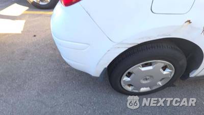 2008 Nissan Versa 1.8 S Hatchback - zdjęcie 43 z 46 - miniatura