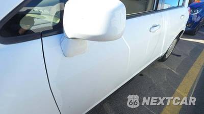 2008 Nissan Versa 1.8 S Hatchback - zdjęcie 37 z 46 - miniatura