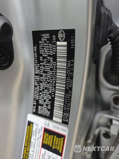 2014 Toyota Camry SE - zdjęcie 14 z 31 - miniatura