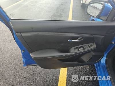 2025 Nissan Sentra SV - zdjęcie 9 z 21 - miniatura