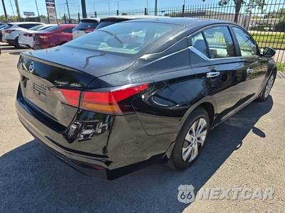 2022 Nissan Altima S - zdjęcie 4 z 21 - miniatura