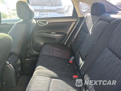 2019 Nissan Sentra SV - zdjęcie 13 z 33 - miniatura