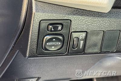 2016 Toyota Corolla LE - zdjęcie 20 z 49 - miniatura