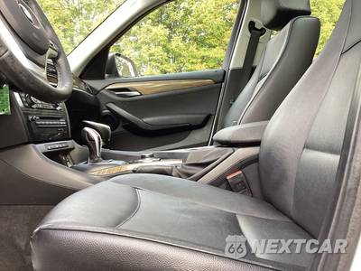 2013 BMW X1 Sports Activity Vehicle xDrive28i - zdjęcie 24 z 30 - miniatura