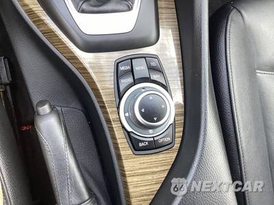 2013 BMW X1 Sports Activity Vehicle xDrive28i - zdjęcie 27 z 30 - miniatura
