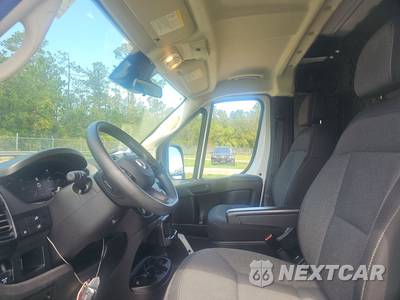 2025 Ram ProMaster 2500 Cargo Van Tradesman w/Passenger Seat Low Roof 136.0" WB - zdjęcie 7 z 22 - miniatura