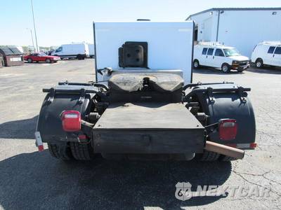 2025 Ford Super Duty F-600 Cab Chassis XL Regular Cab DRW - zdjęcie 3 z 37 - miniatura