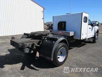 2025 Ford Super Duty F-600 Cab Chassis XL Regular Cab DRW - zdjęcie 2 z 37 - miniatura