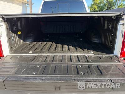 2024 Ford Super Duty F-350 Limited Crew Cab Medium Bed - zdjęcie 36 z 52 - miniatura