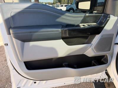 2024 Ford Super Duty F-350 Limited Crew Cab Medium Bed - zdjęcie 22 z 52 - miniatura