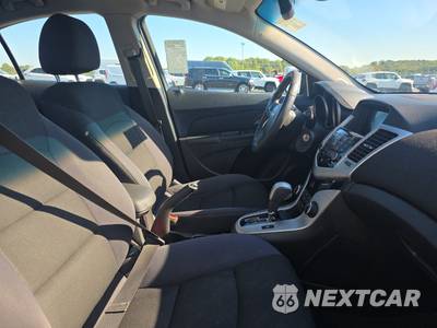 2015 Chevrolet Cruze 1LT 1SD - zdjęcie 8 z 32 - miniatura