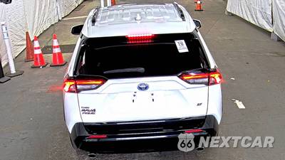 2023 Toyota RAV4 Prime SE - zdjęcie 5 z 27 - miniatura