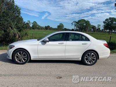 2015 Mercedes-Benz C 300 4MATIC Sedan - zdjęcie 10 z 59 - miniatura