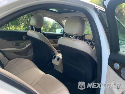 2015 Mercedes-Benz C 300 4MATIC Sedan - zdjęcie 33 z 59 - miniatura