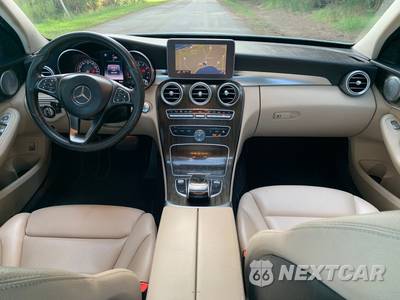 2015 Mercedes-Benz C 300 4MATIC Sedan - zdjęcie 38 z 59 - miniatura