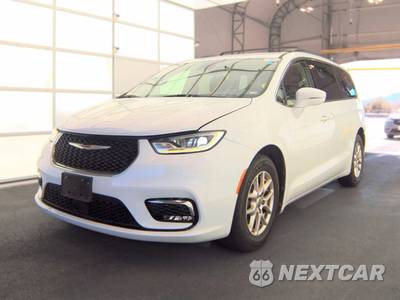 2022 Chrysler Pacifica Touring L 121.6" WB