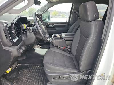 2025 Chevrolet Silverado 2500HD LT Crew Cab Medium Bed 1LT - zdjęcie 7 z 23 - miniatura