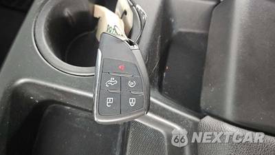 2025 Chevrolet Silverado 2500HD LT Crew Cab Medium Bed 1LT - zdjęcie 19 z 23 - miniatura
