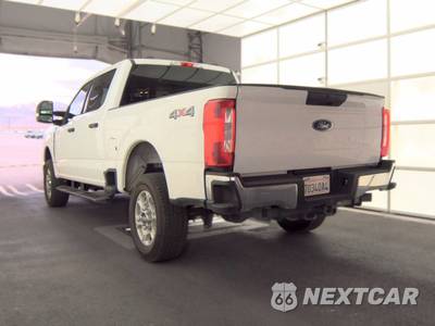 2025 Ford Super Duty F-250 XLT Crew Cab Medium Bed - zdjęcie 6 z 31 - miniatura