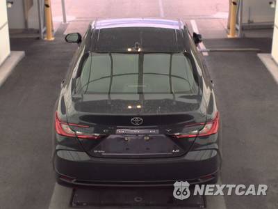 2025 Toyota Camry LE - zdjęcie 5 z 30 - miniatura