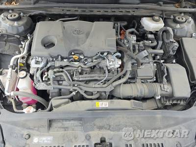 2025 Toyota Camry LE - zdjęcie 15 z 30 - miniatura