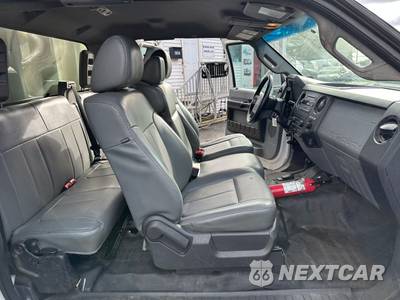 2014 Ford Super Duty F-550 Cab Chassis XL Extended Cab w/Rear Doors DRW - zdjęcie 19 z 26 - miniatura