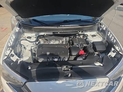 2018 Mitsubishi Outlander Sport SEL - zdjęcie 19 z 24 - miniatura