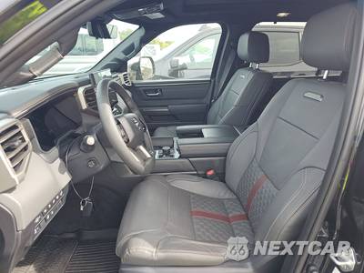 2026 Toyota Sequoia Capstone - zdjęcie 7 z 25 - miniatura