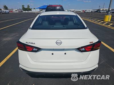 2025 Nissan Altima SR - zdjęcie 5 z 21 - miniatura