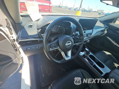 2025 Nissan Altima SR - zdjęcie 11 z 21 - miniatura