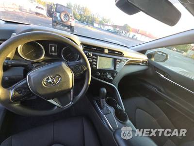 2019 Toyota Camry LE - zdjęcie 11 z 39 - miniatura