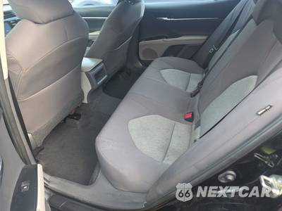 2020 Toyota Camry LE - zdjęcie 13 z 50 - miniatura