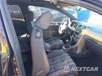 2010 Volkswagen GTI - zdjęcie 8 z 34 - miniatura