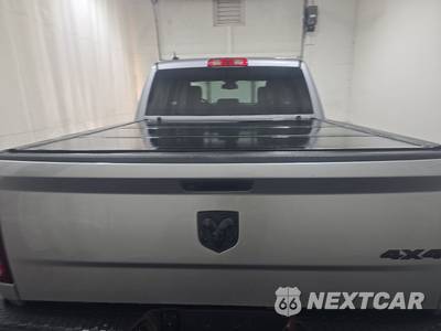 2023 Ram 1500 Classic Warlock Crew Cab Short Bed - zdjęcie 5 z 18 - miniatura