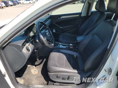2020 Volkswagen Passat 2.0T SE - zdjęcie 7 z 37 - miniatura