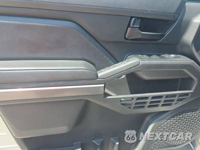 2024 Toyota Tacoma SR5 Crew Cab Medium Bed - zdjęcie 9 z 24 - miniatura