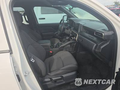 2025 Toyota Tacoma SR Crew Cab Medium Bed - zdjęcie 8 z 24 - miniatura