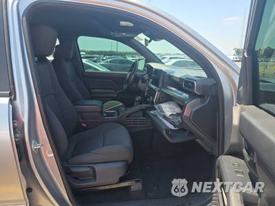 2024 Toyota Tacoma SR5 Crew Cab Medium Bed - zdjęcie 8 z 24 - miniatura