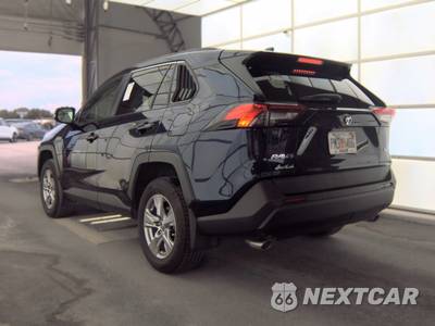 2025 Toyota RAV4 XLE - zdjęcie 6 z 38 - miniatura
