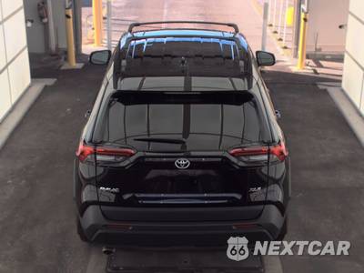 2025 Toyota RAV4 XLE Premium - zdjęcie 5 z 33 - miniatura