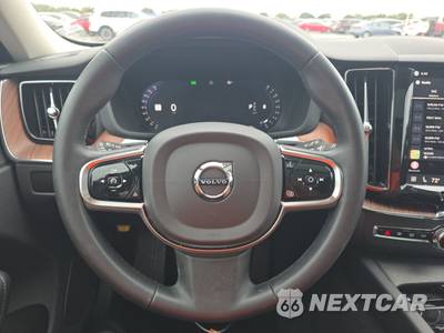 2024 Volvo XC60 B5 Plus Dark Theme - zdjęcie 10 z 26 - miniatura